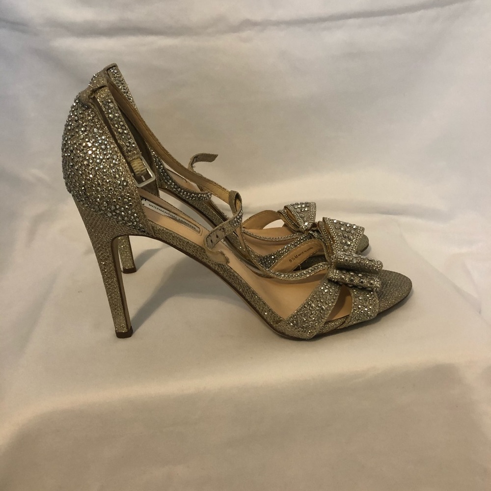 Beautiful women’s shoes! - Picture 6 of 7